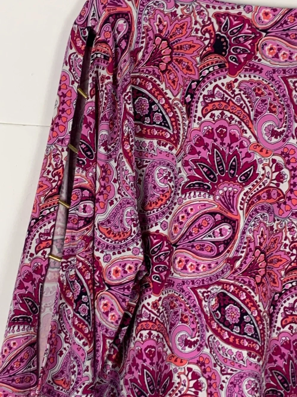 Michael Kors Women’s Top Pink Paisley V Neck Split Sleeve Gold Hardware